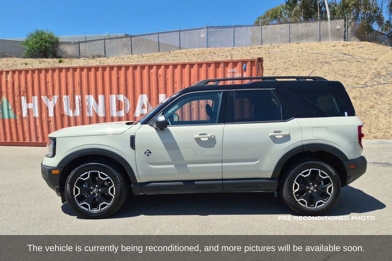 Used 2025 Ford Bronco Sport Outer Banks w/ Outer Banks Tech Package+ AWD/4WD image 9