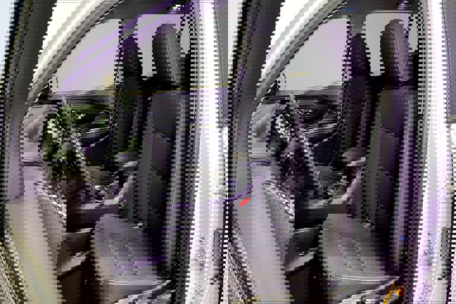 Used 2024 GMC Terrain SLE image 20