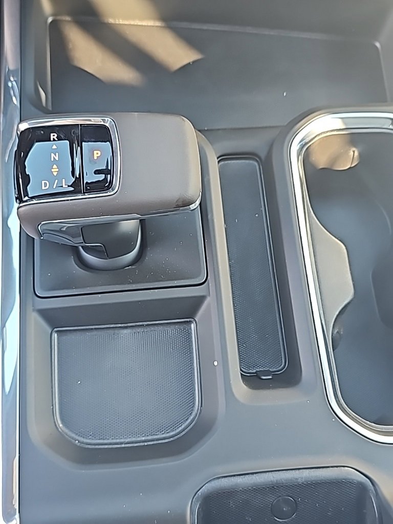 New 2026 GMC Sierra 1500 SLT w/ SLT Premium Package image 24