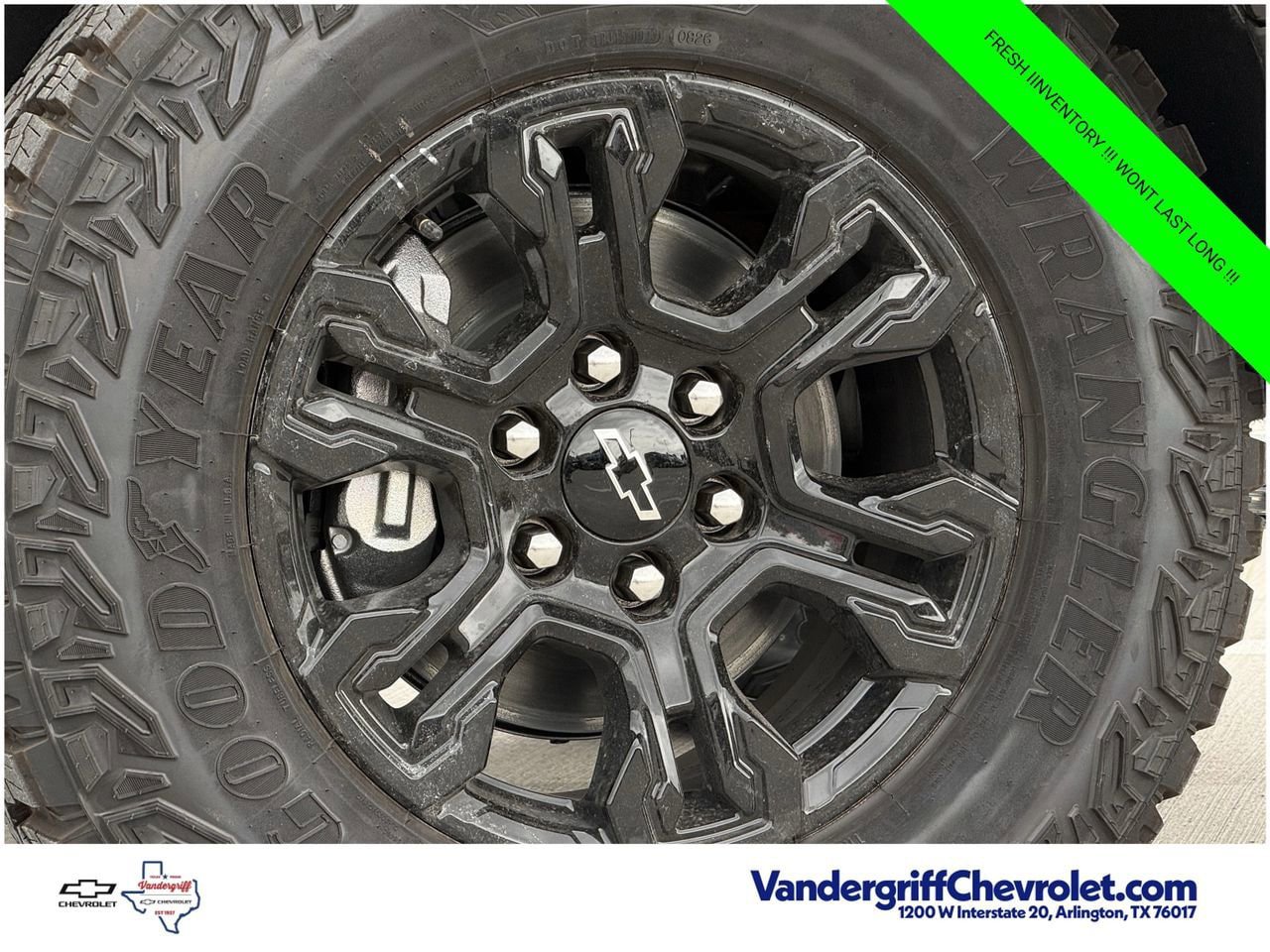 New 2026 Chevrolet Silverado 1500 ZR2 AWD/4WD image 9