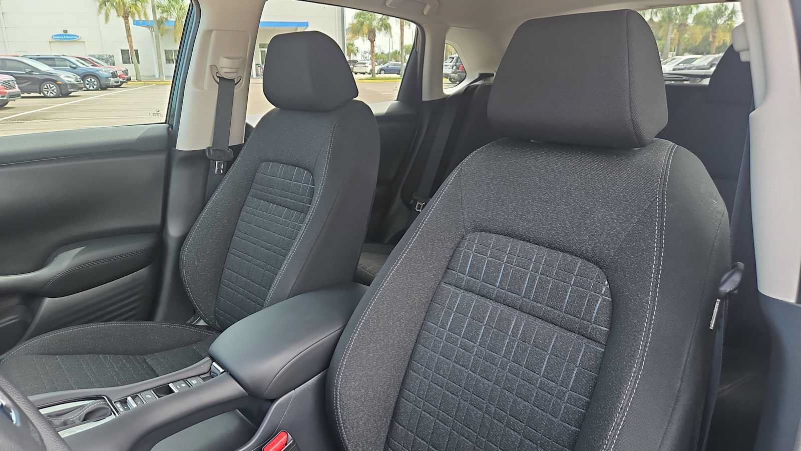 Certified 2026 Honda HR-V LX image 13