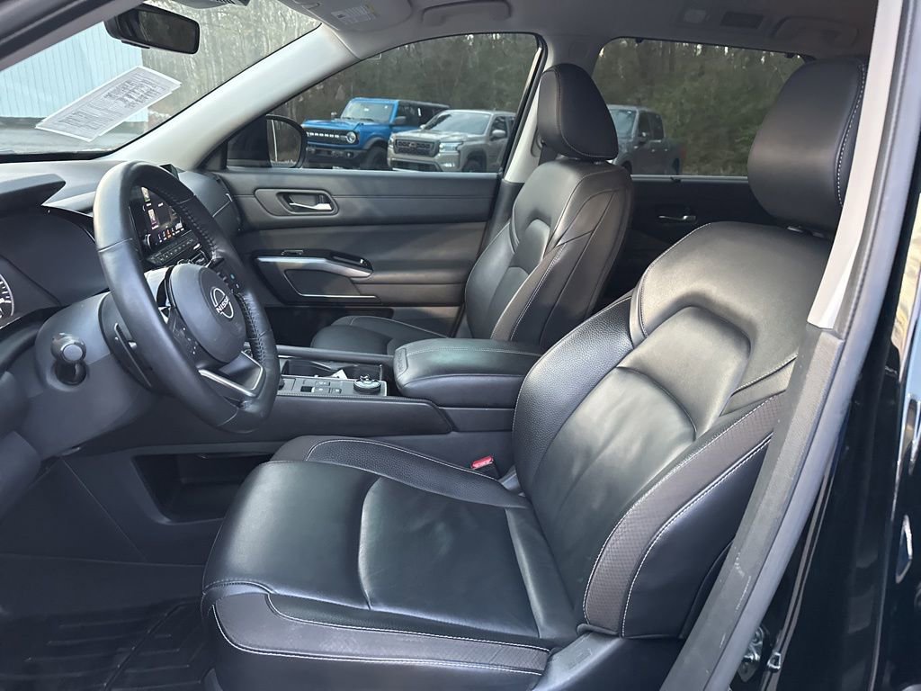 Used 2023 Nissan Pathfinder SL image 21
