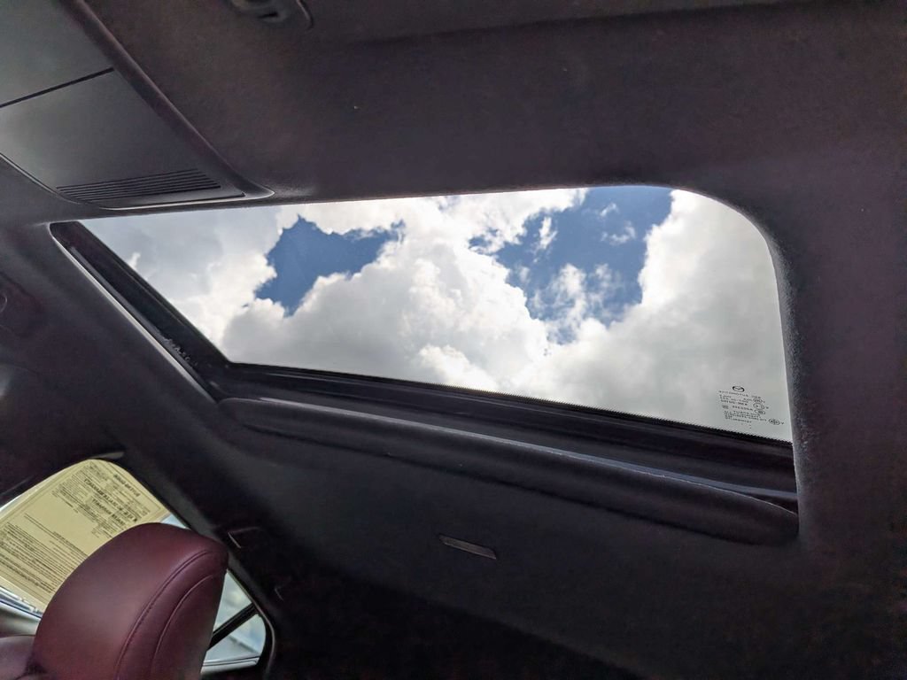 Used 2023 MAZDA MAZDA3 s FWD image 21