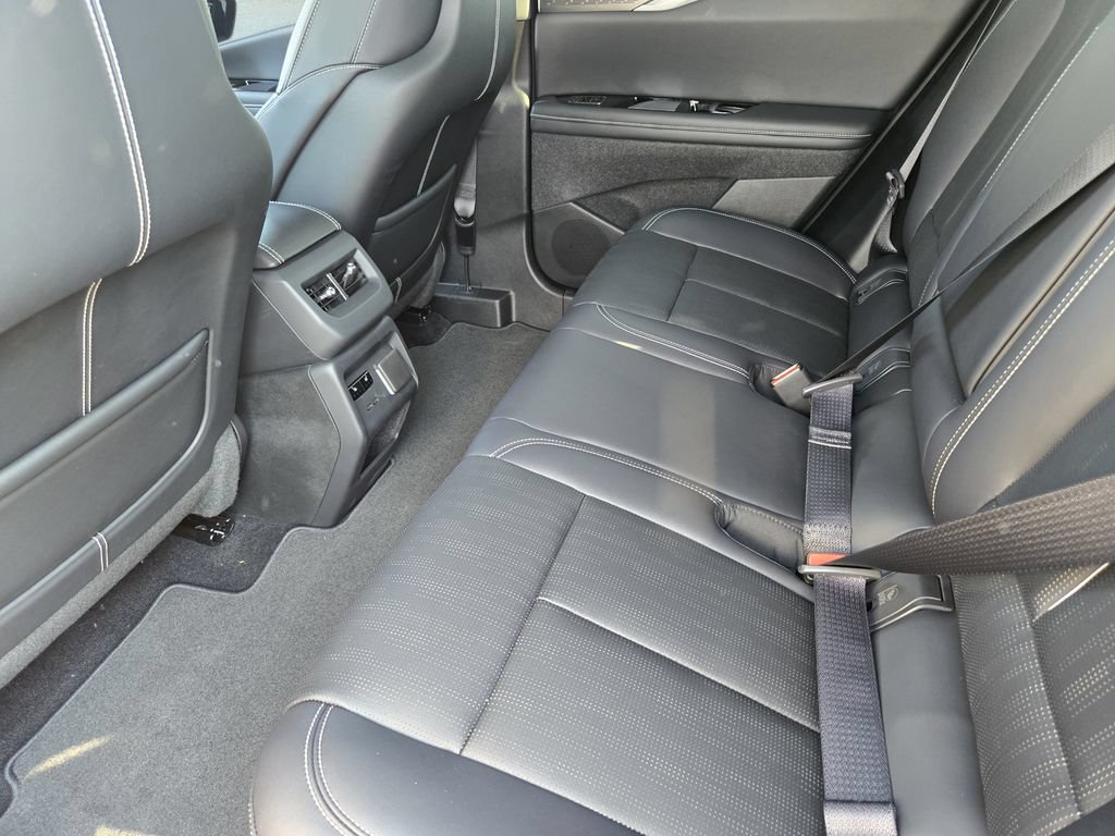 New 2027 Cadillac Optiq Premium Luxury AWD/4WD image 19