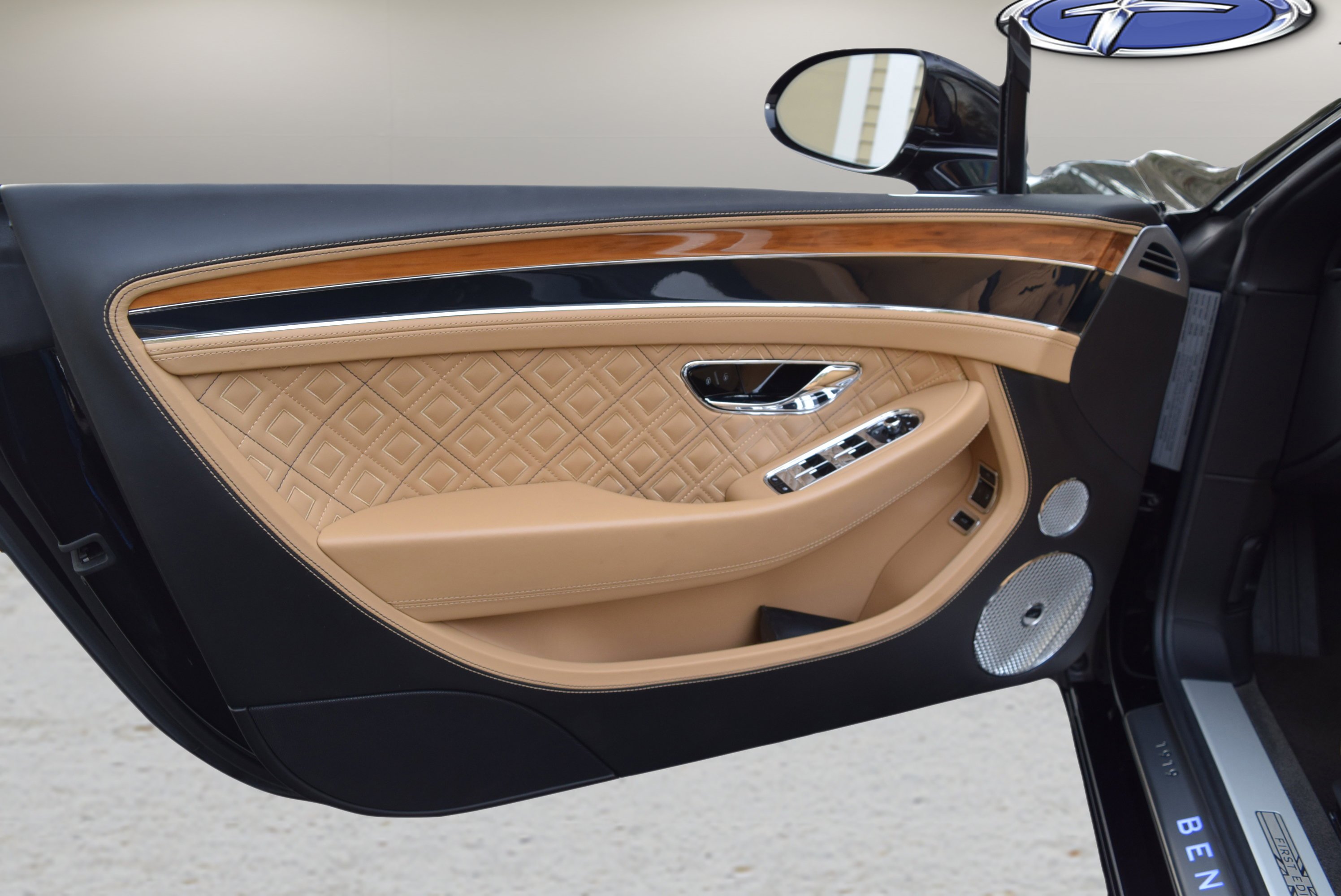 Used 2020 Bentley Continental GT image 29