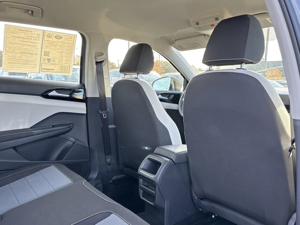 Used 2025 Volkswagen Taos S image 17
