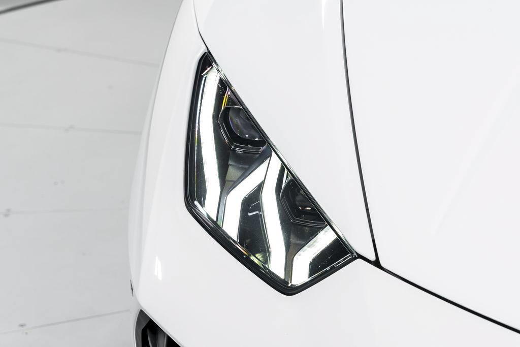 Used 2023 Lamborghini Huracan EVO RWD image 47
