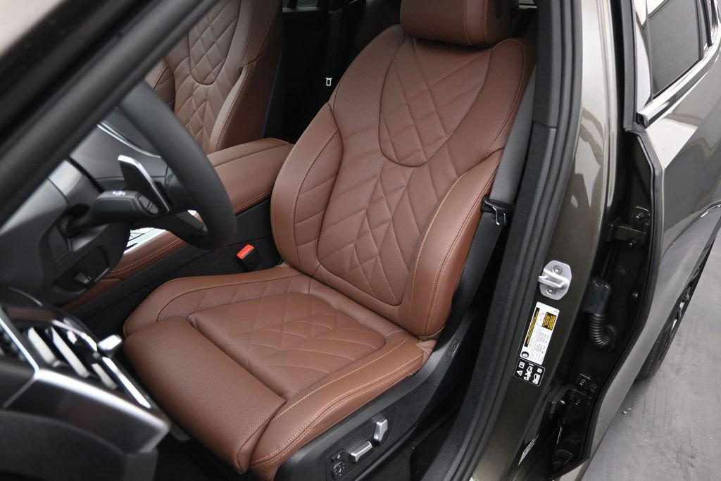 New 2027 BMW X6 xDrive40i AWD/4WD image 13