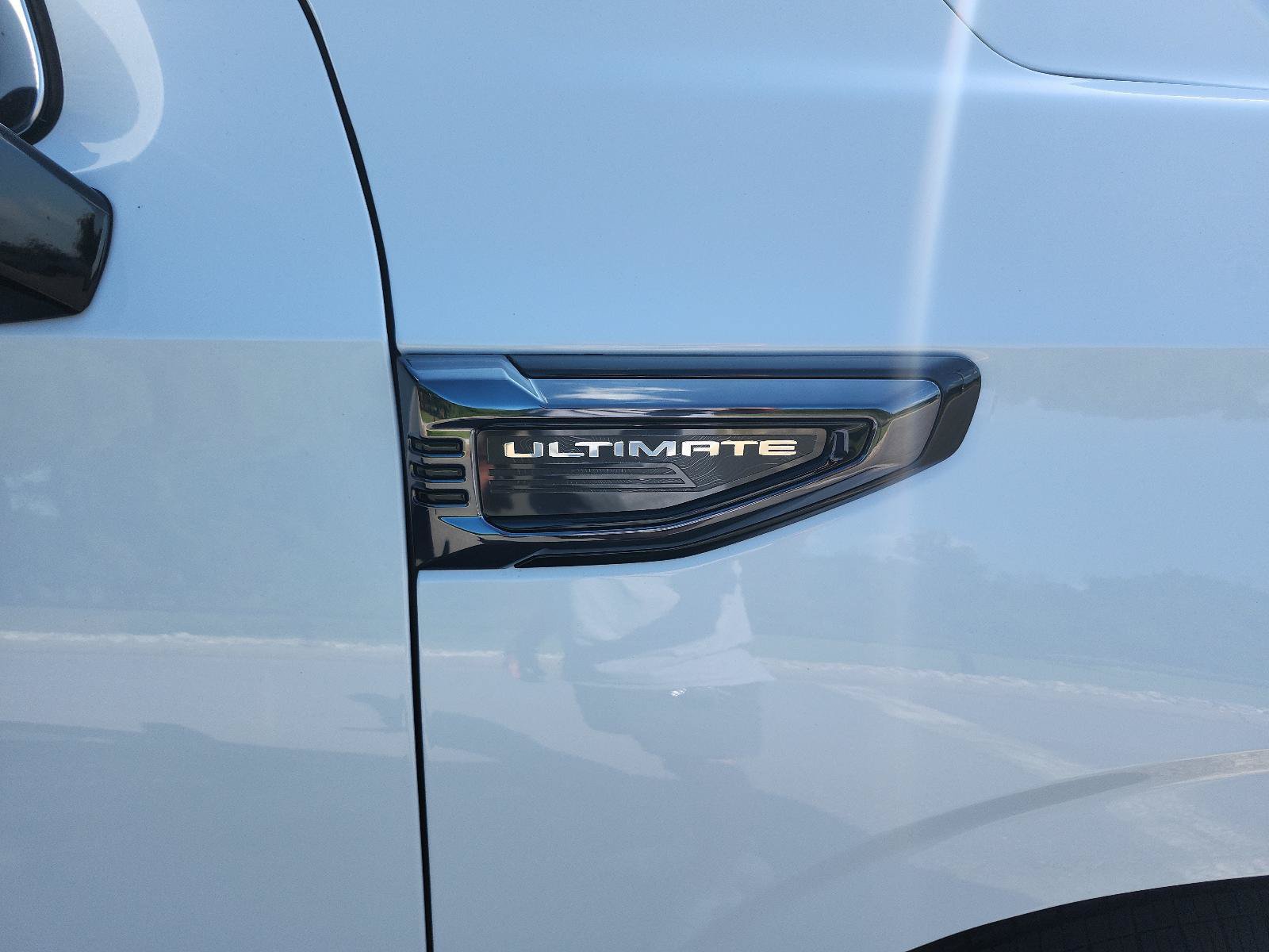 New 2026 GMC Yukon XL Denali Ultimate AWD/4WD image 7