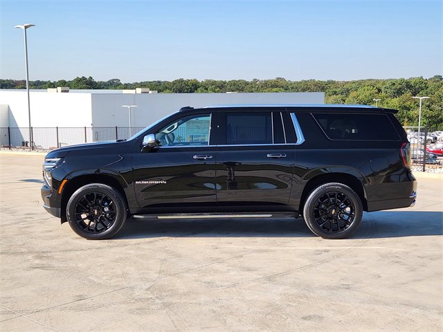 New 2026 Chevrolet Suburban Premier image 4