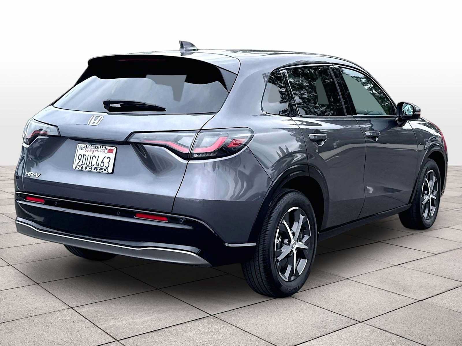 Used 2023 Honda HR-V EX-L image 15