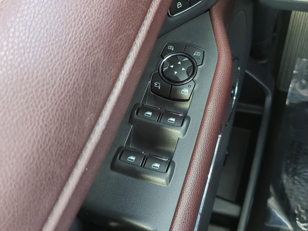 Used 2024 Ford Expedition Limited RWD image 20