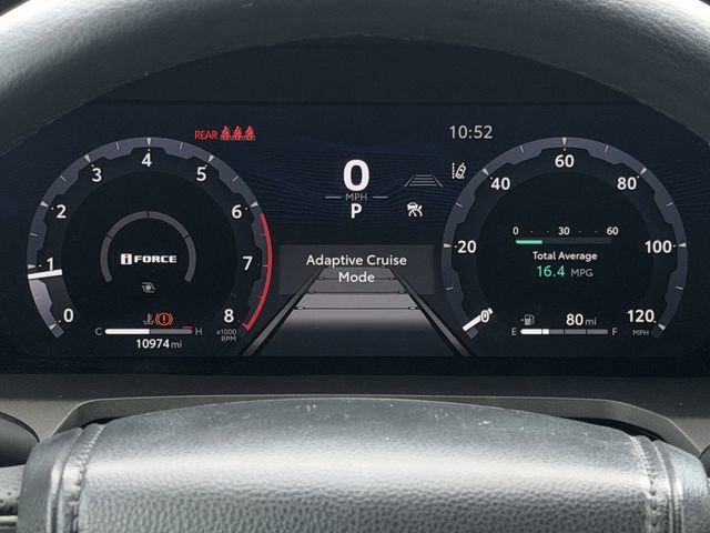 Certified 2025 Toyota Tacoma TRD Off-Road AWD/4WD image 17