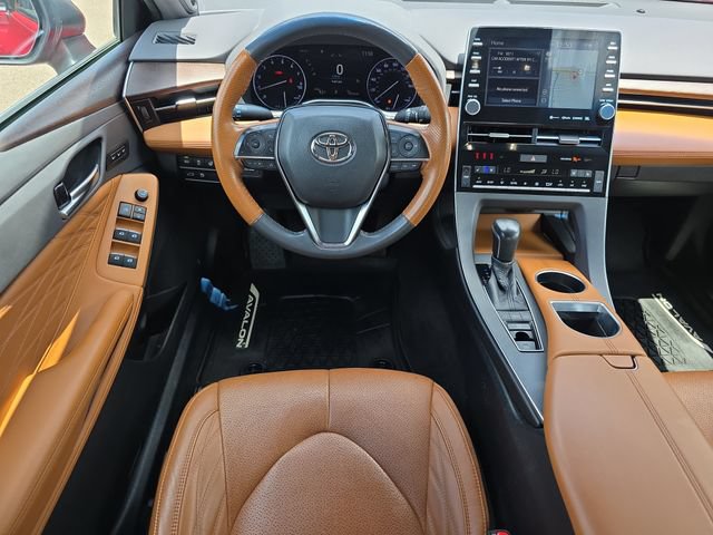 Used 2021 Toyota Avalon Limited FWD image 12