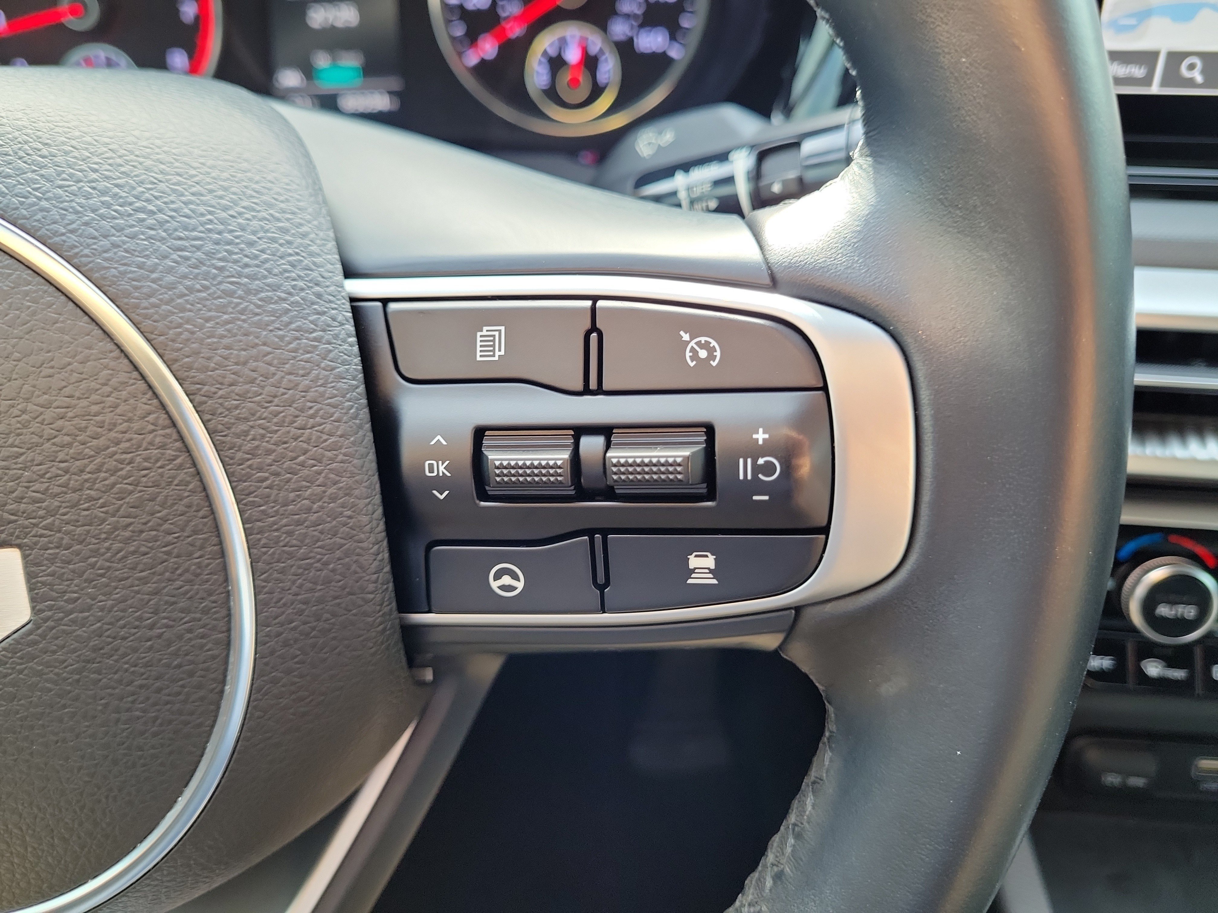 Used 2024 Kia K5 GT-Line w/ GT-Line Premium Package FWD image 26