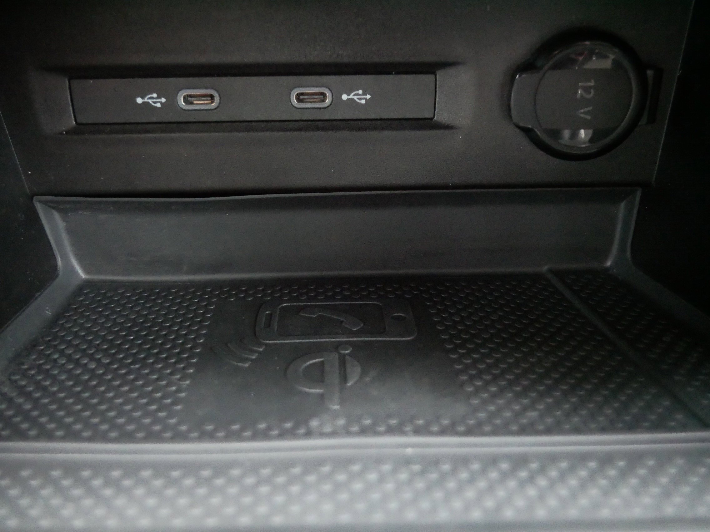 Certified 2024 Volkswagen Taos SE image 27