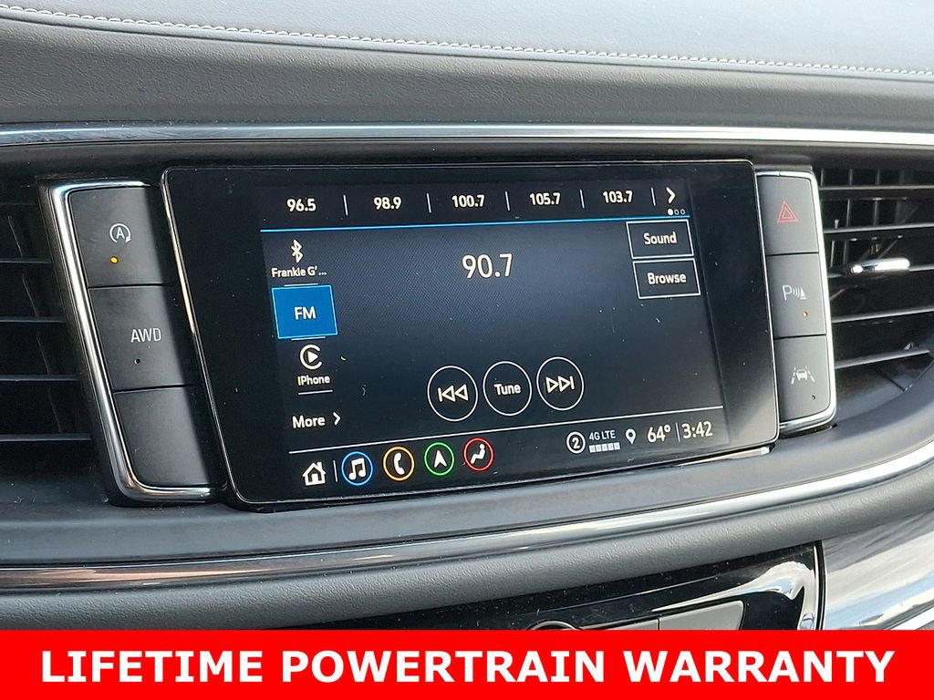Used 2024 Buick Enclave Premium image 20