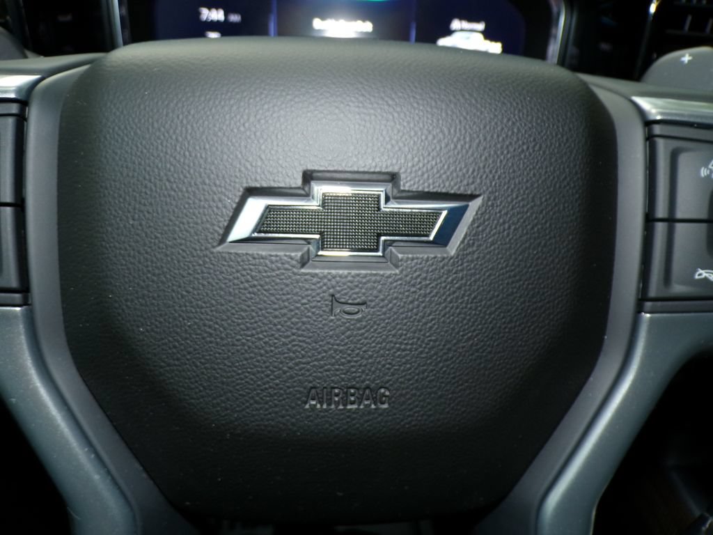 Used 2023 Chevrolet Silverado 1500 RST AWD/4WD image 31