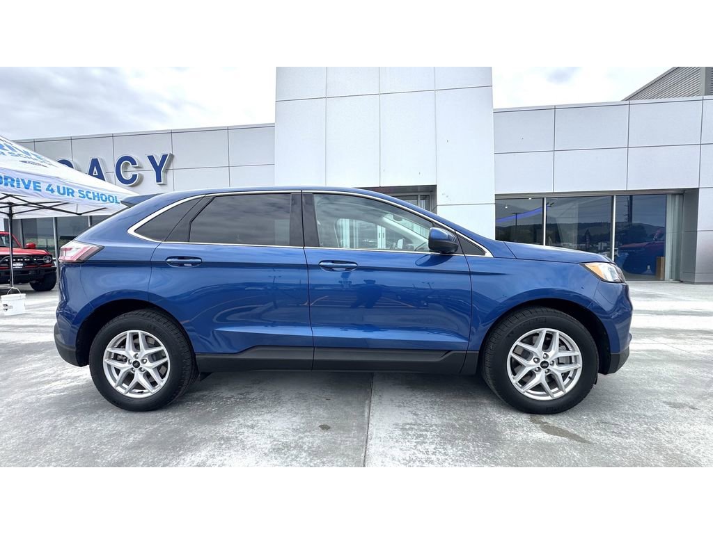 Used 2024 Ford Edge SEL image 8