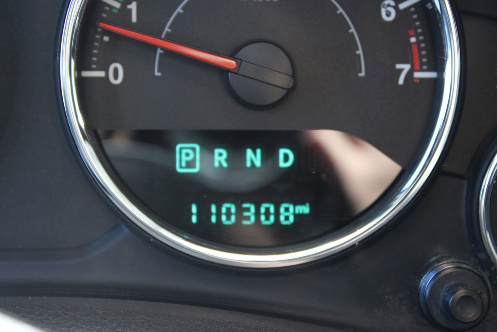 Used 2018 Jeep Wrangler Unlimited Sahara w/ Connectivity Group image 34