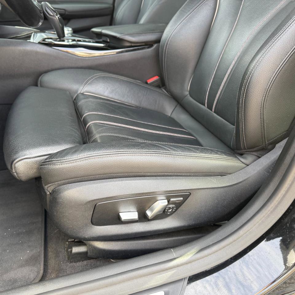 Used 2019 BMW 540i image 17