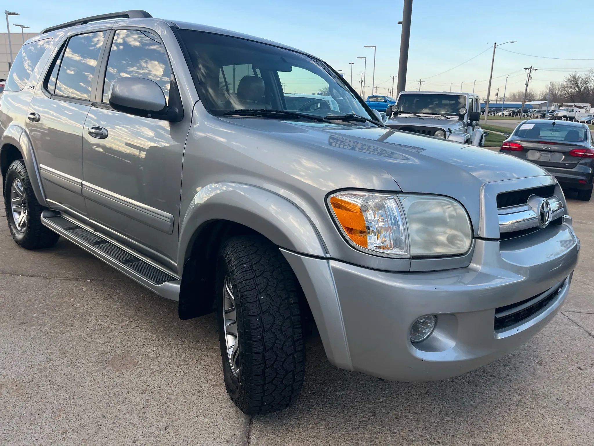 Used 2006 Toyota Sequoia SR5 RWD image 6
