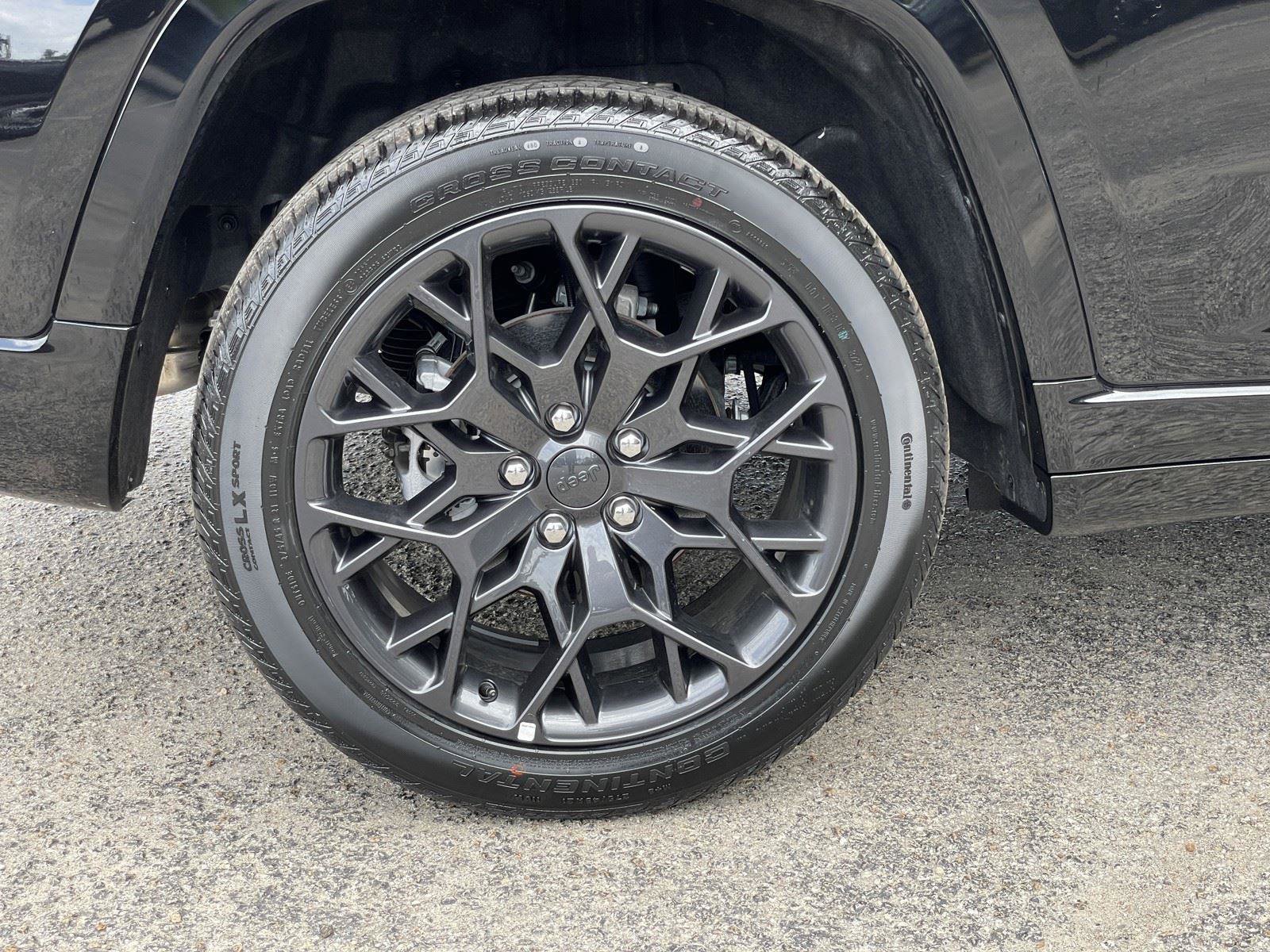 Used 2025 Jeep Grand Cherokee Summit w/ Adv Protech Group IV AWD/4WD image 57