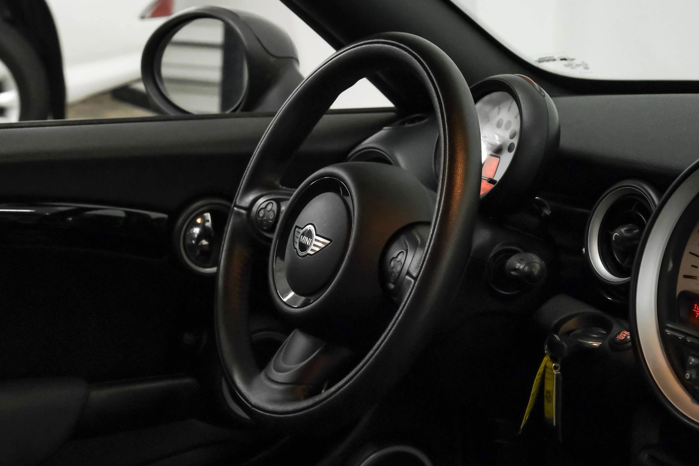 Used 2012 MINI Cooper Coupe S FWD image 13