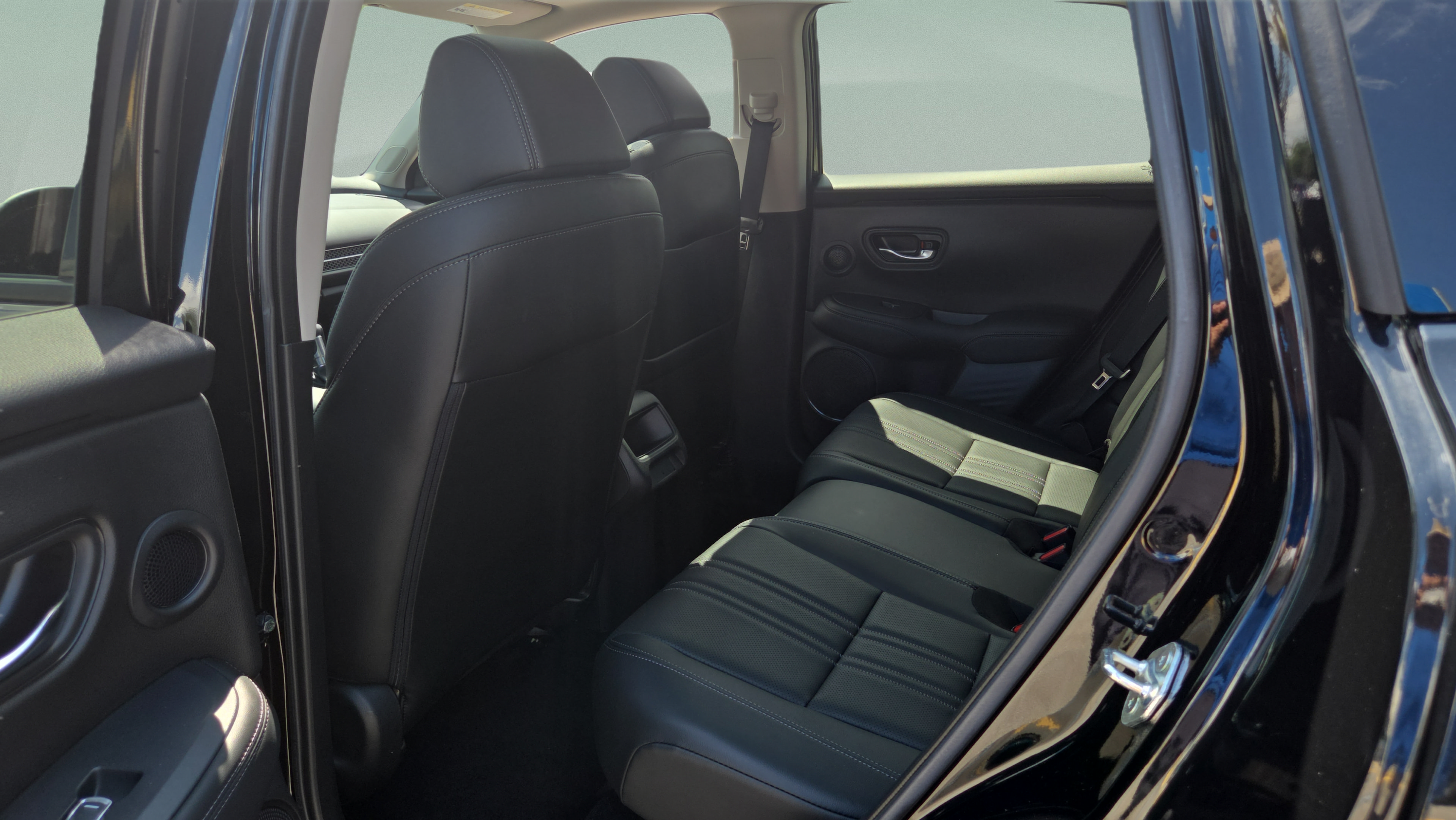Certified 2025 Honda HR-V EX-L image 11