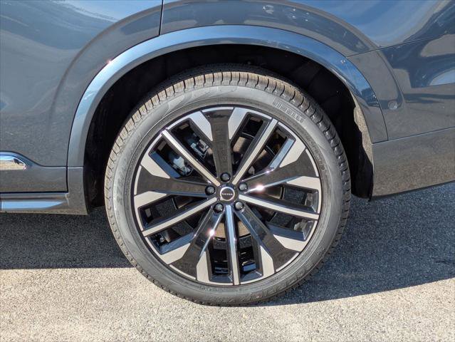 New 2026 Volvo XC90 B6 Plus w/ Protection Package Premier image 6