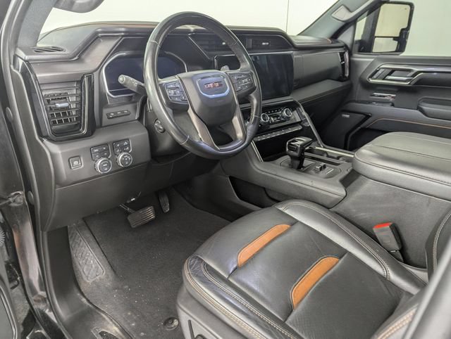 Used 2024 GMC Sierra 1500 AT4 w/ Technology Package AWD/4WD image 11