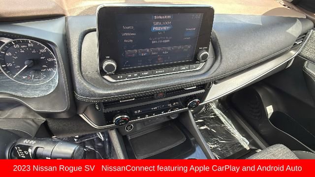 Used 2023 Nissan Rogue SV AWD/4WD image 15