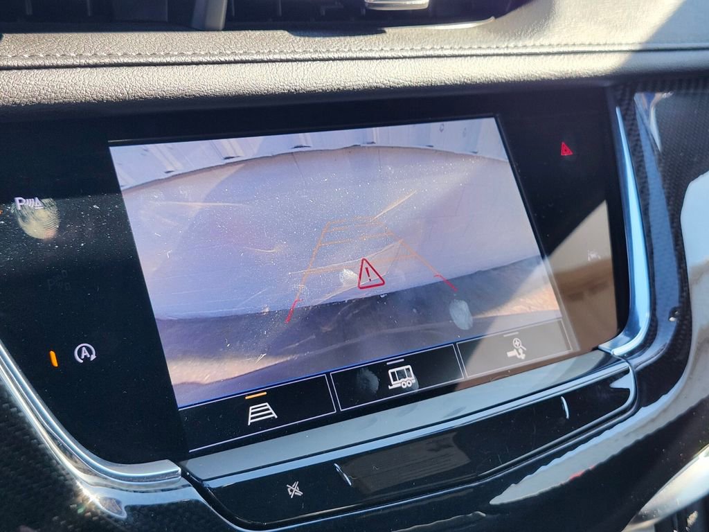 Certified 2024 Cadillac XT6 Sport w/ LPO, Floor Liner Package image 21