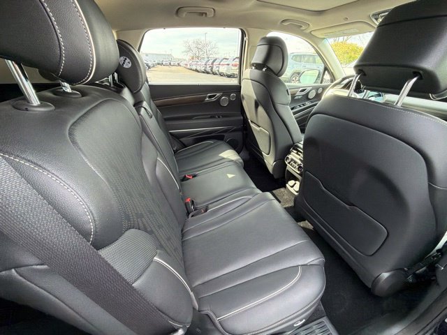 Used 2023 Genesis GV80 2.5T w/ Prestige 20" Package AWD/4WD image 18