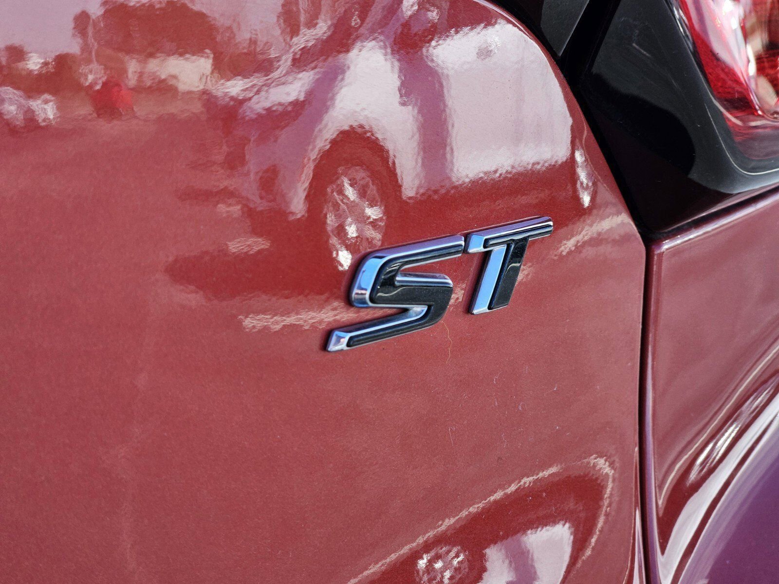 Used 2024 Buick Encore GX Sport Touring w/ Comfort Package image 17