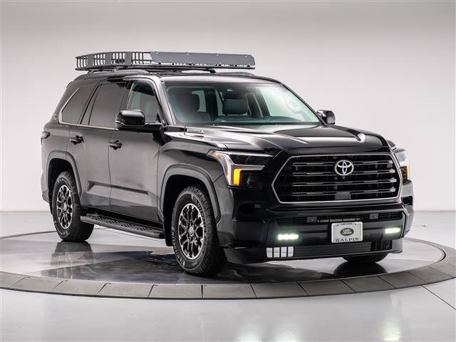 Used 2024 Toyota Sequoia SR5 w/ SR5 Premium Package AWD/4WD image 7