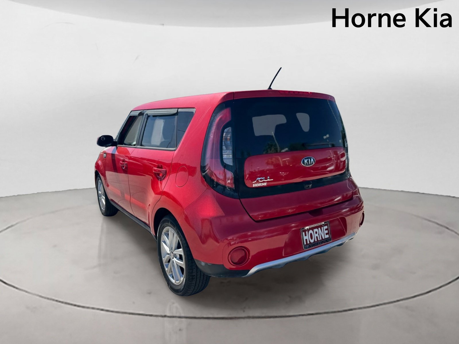 Used 2017 Kia Soul + FWD image 5