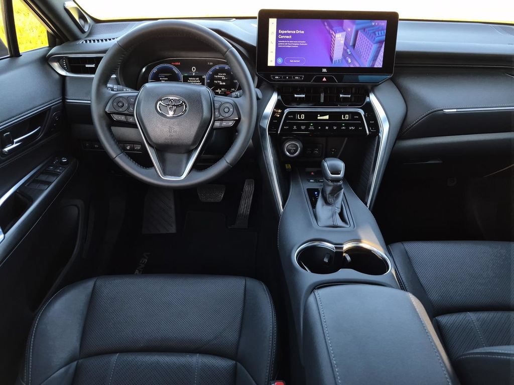 Used 2024 Toyota Venza Limited AWD/4WD image 16
