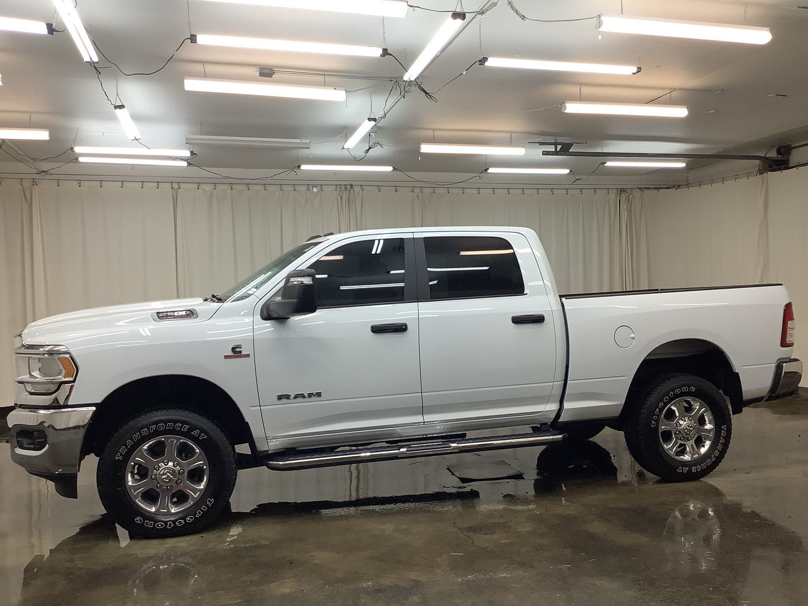Used 2023 RAM 2500 Big Horn w/ Level 1 Equipment Group AWD/4WD image 10