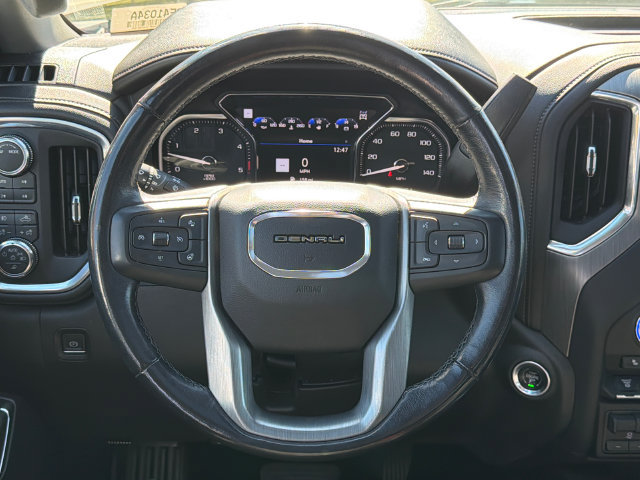 Used 2022 GMC Sierra 2500 Denali w/ Denali Black Diamond Edition AWD/4WD image 23
