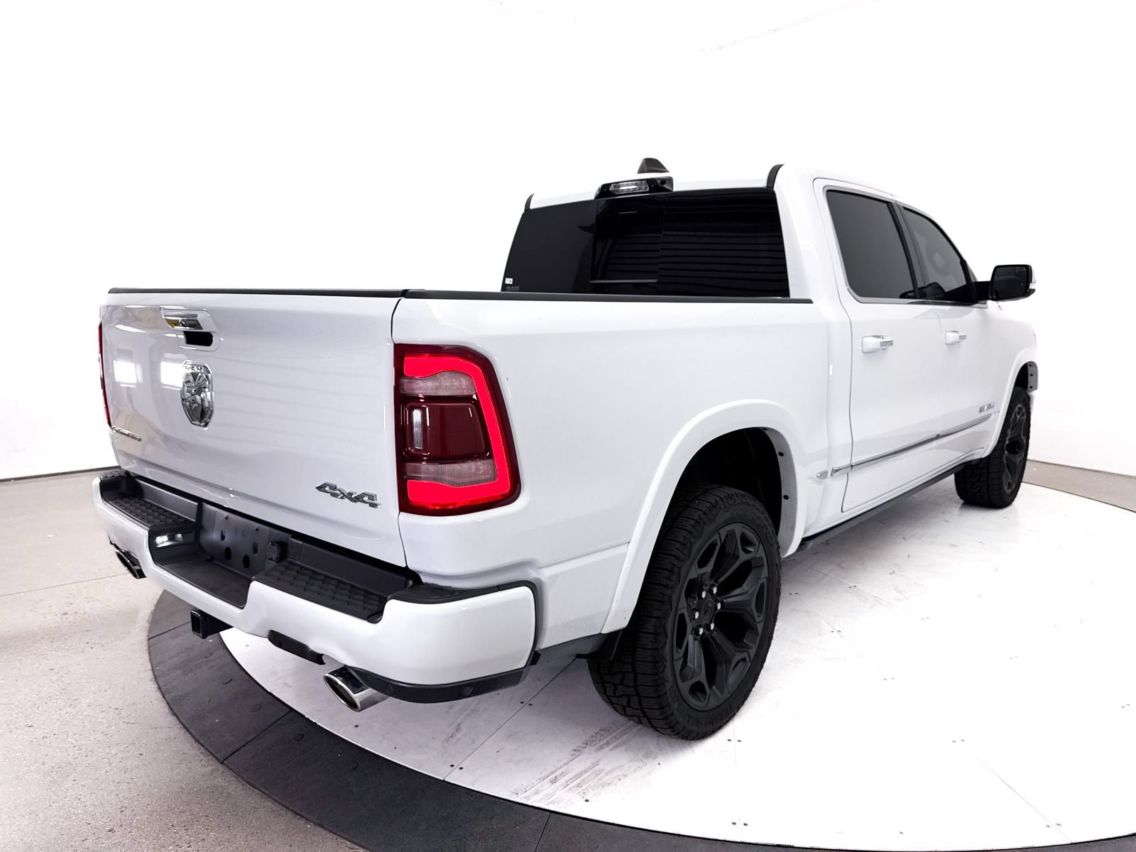 Used 2021 RAM 1500 Limited AWD/4WD image 20