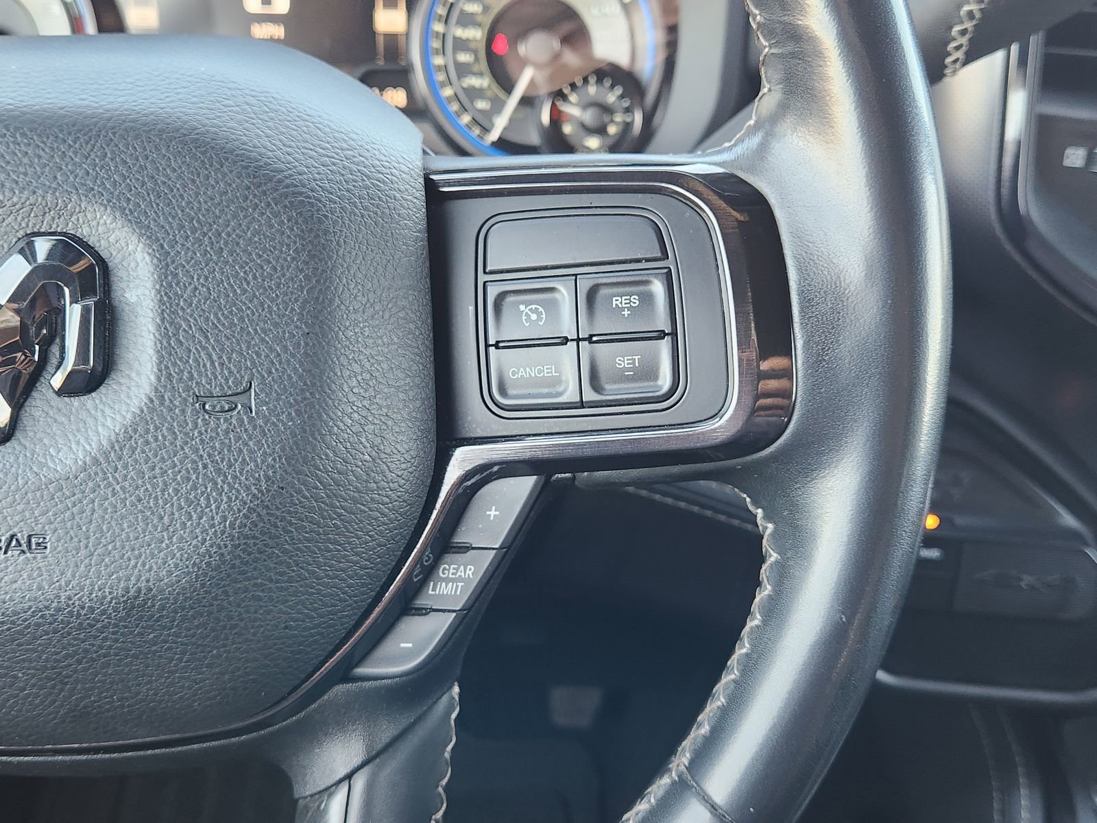 Used 2022 RAM 2500 Limited w/ Night Edition image 32