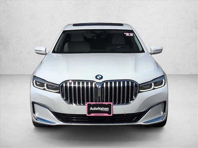 Used 2022 BMW 750i xDrive w/ Executive Package AWD/4WD image 2
