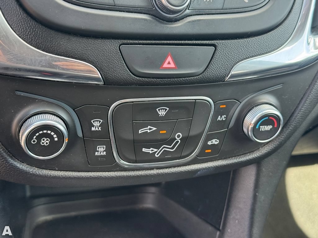 Used 2019 Chevrolet Equinox LT FWD image 25