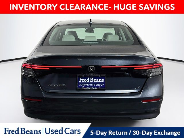 Used 2023 Honda Accord EX image 8
