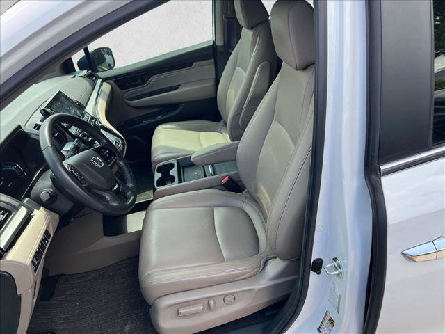 Used 2024 Honda Odyssey Touring image 11