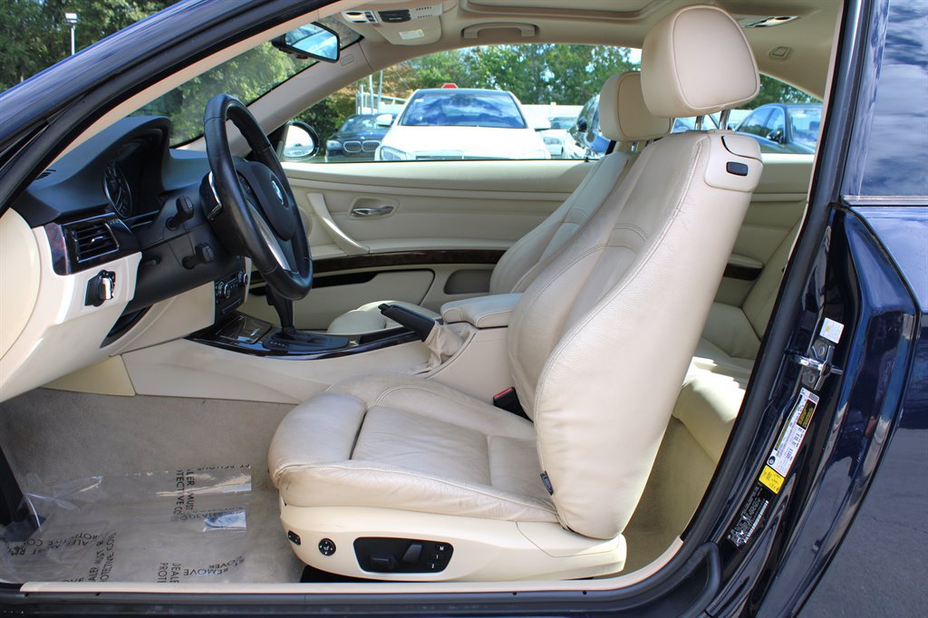 Used 2009 BMW 328i Coupe RWD image 11