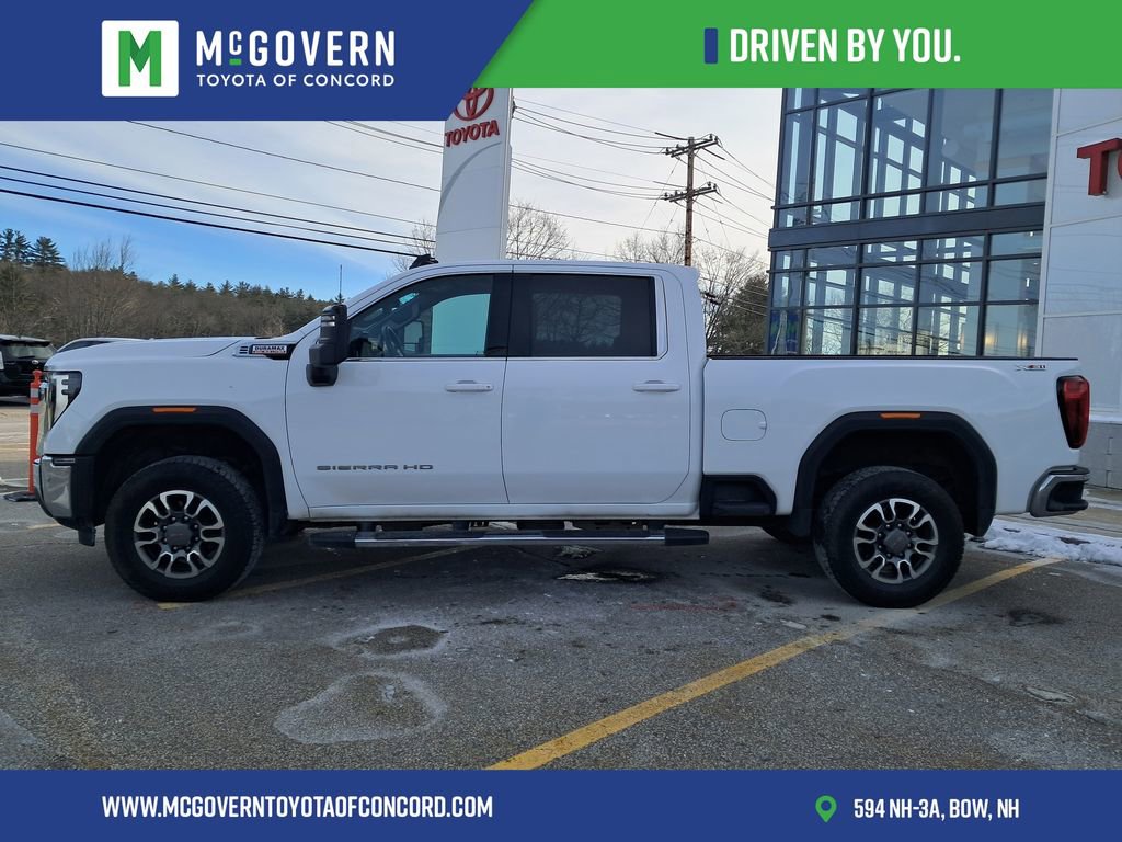 Used 2024 GMC Sierra 3500 SLE w/ SLE Value Package image 2