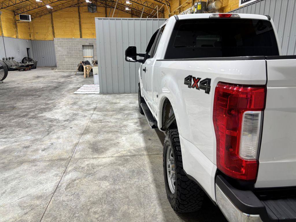 Used 2017 Ford F250 XL w/ Power Equipment Group AWD/4WD image 9