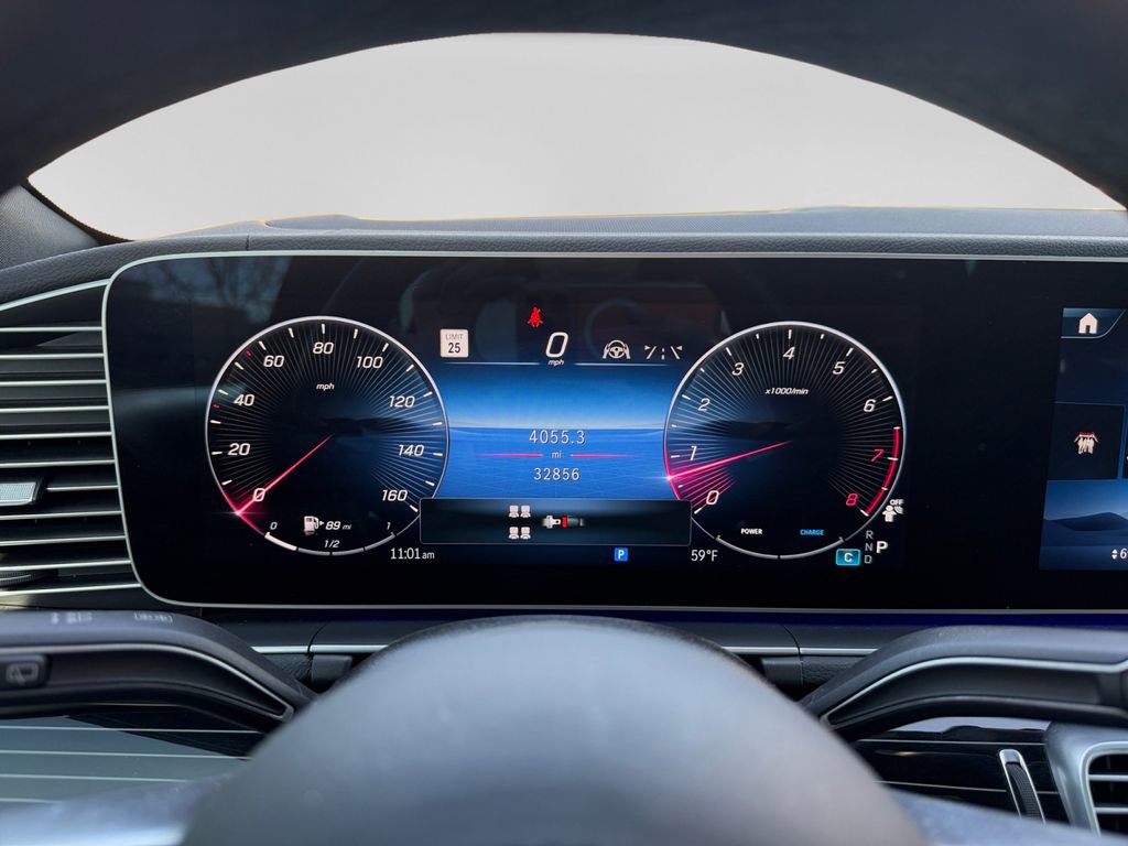 Used 2024 Mercedes-Benz GLS 580 4MATIC image 19